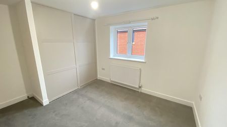 3 bedroom detached house to rent - Photo 2