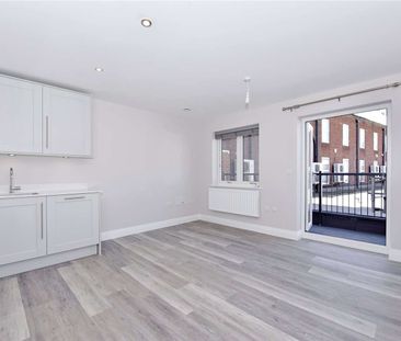 A beautifully present one bedroom first floor apartment, located of... - Photo 3