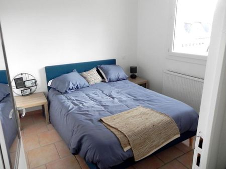 Location Appartement 2 pièces 36m² MILLAU 12100 - Photo 2