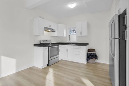 For Lease - 876 Van Street Unit# 1, London East, Ontario - Photo 2