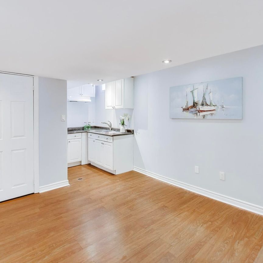For Lease - 135 Richard Coulson Crescent, Whitchurch-Stouffville, Ontario - Photo 1