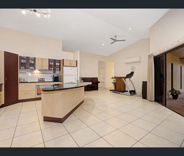 15 Calliandra Court, Mount Louisa QLD 4814 - House For Rent | Domain - Photo 4