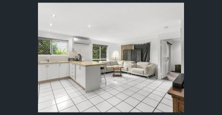 Single Level Family Home - Photo 3