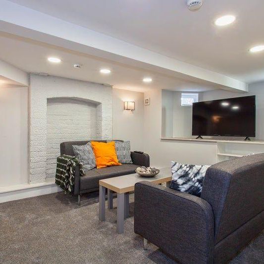 7 bedroom house to rent - Photo 1