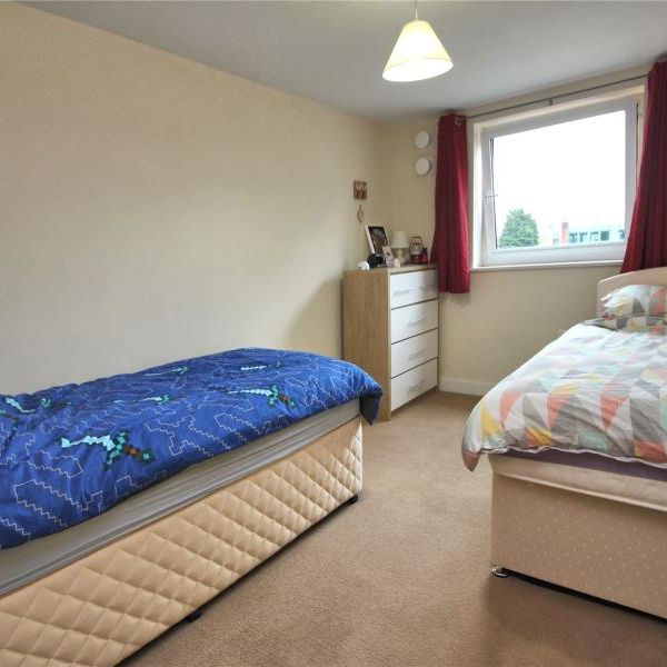 Regents Court, Woking, Surrey, GU21 - Photo 1