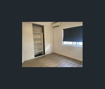 Modern 4-Bedroom Home with Secure Yard - Deagon - Photo 6