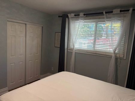 For Lease - 1074 Willowdale Avenue, Oshawa, Ontario - Photo 2