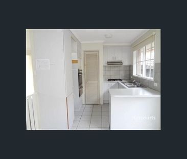 Delightful Meadow Heights Home - Photo 4