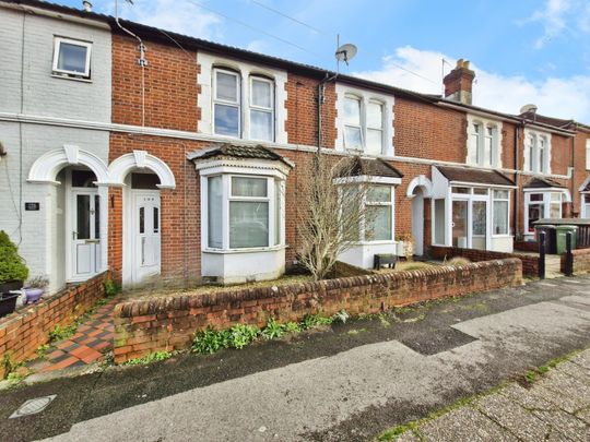 1 bedroom property to rent Room 4 198 Market Street, Eastleigh, SO50 - Photo 1