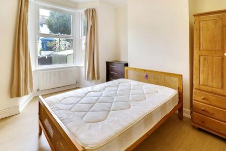 5 bedroom house to rent - Photo 3