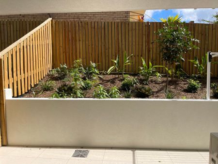 Modern Apartment in Heart of Nambour - Photo 5