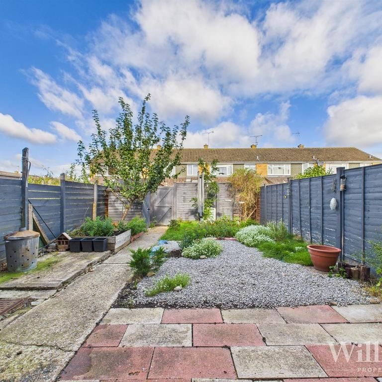3 bedroom terraced house to rent - Photo 1
