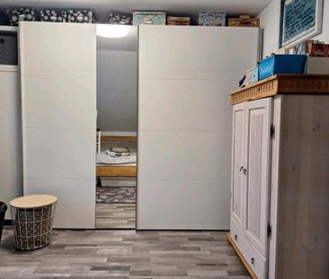 3-Zimmer-Wohnung in zentraler Lage – 75 m², Stellplatz inklusive - Photo 1