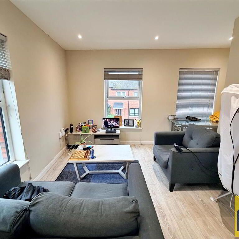 174a Woodstock Road, Belfast, BT6 8AF - Photo 1