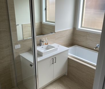 Ready To Move In! - Photo 6