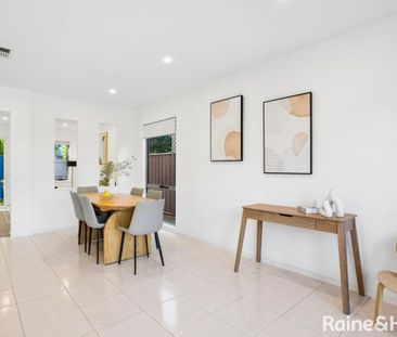 Comfortable & Convenient 3-Bedroom Home in Northgate - Photo 5