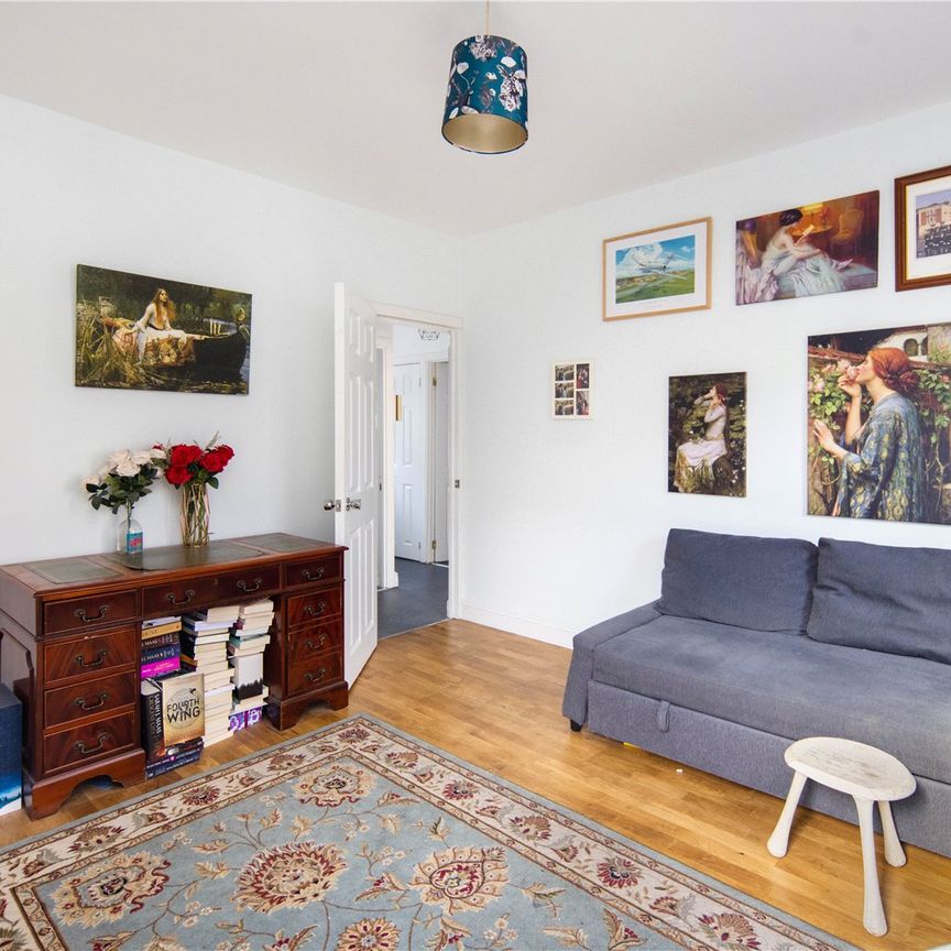 Wheler House, E1 - Photo 1