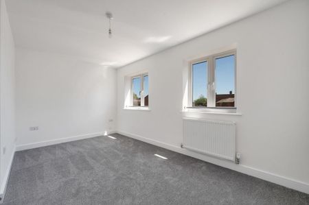 2 bedroom semi-detached house to rent - Photo 2