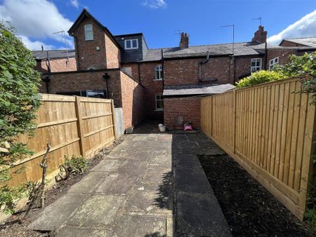 2 bedroom house to rent - Photo 2
