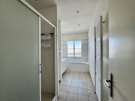 A louer - Bel appartement 3 pièces au coeur de Royan (Marché Central) - Photo 3