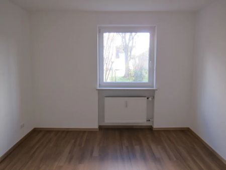 Ruhige und helle 3-Zimmer-Wohnung mit Balkon in Sendling - Photo 2