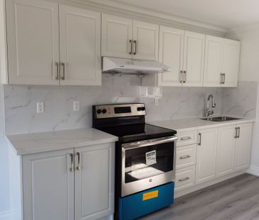 For Lease - 109 Brookside Road, Richmond Hill, Ontario - Photo 1