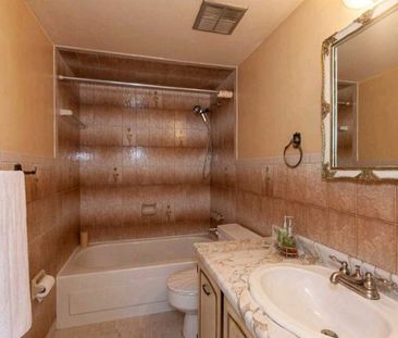 For Lease - 50 Mississauga Valley Boulevard Unit# 416, Mississauga,... - Photo 2