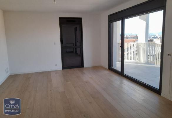 Location Appartement 3 pièces 69m² ANNEMASSE 74100 - Photo 1