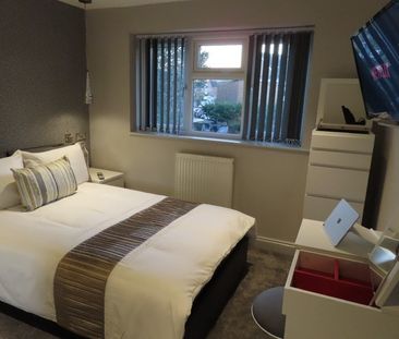 Room in a Shared House, Oakington Manor Drive, HA9 - Photo 1