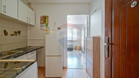 Garsoniera de închiriat în zona Bartolomeu - Fotografie 5