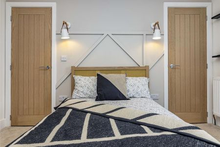 2 bedroom terraced house to rent - Photo 4