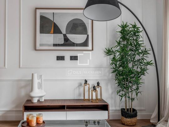 Excellent 2 Bedroom apartment for rent in Ríos Rosas, Madrid - Foto 1