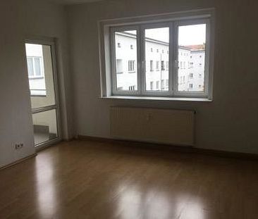 Eine 2 Raumwohnung mit kleinem Balkon - wir renovieren noch - Foto 6