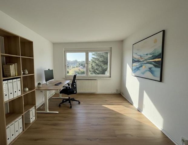 Mietswohnung in zentraler Lage teilrenoviert - Foto 1