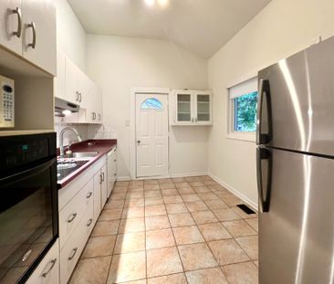 For Lease - 287 Kent Crescent, Burlington, Ontario - Photo 1