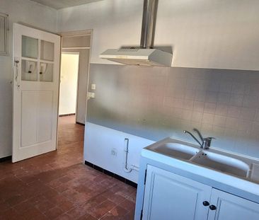 Location Appartement 3 pièces 57m² PIGNANS 83790 - Photo 1