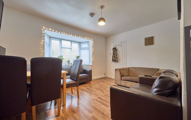 459 New Ashby Road - Engineering Side & 50 Week ContractLoughborough - Photo 1