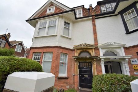 2 bedroom flat to rent - Photo 3