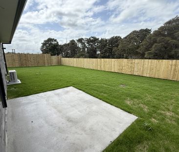 Brand new! - Photo 2