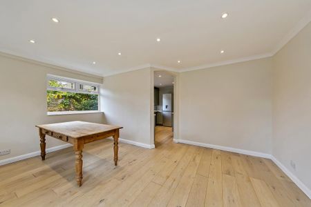 3 bedroom ground floor flat to rent - Photo 4