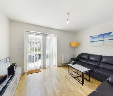 2 bedroom apartment to rent - Photo 2