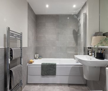 Casa, Vista Park, Glasgow, G33 - Photo 2