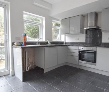 3 bedroom terraced house to rent - Photo 6