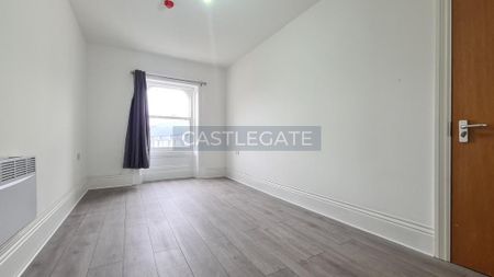 1 bedroom ground floor flat to rent - Photo 4