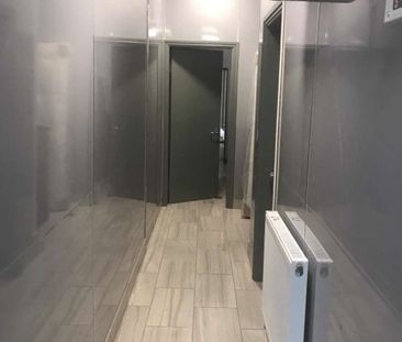 Wellington Road Room 2 - Photo 4