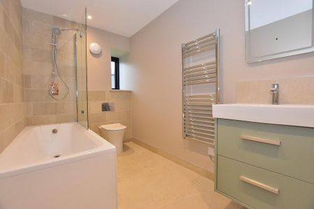 2 bedroom barn conversion to rent - Photo 5