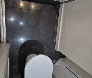 Studio Flat, Balmoral Road, NW2 - Photo 6