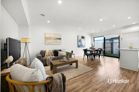 6 Palmerston Walk, Werribee VIC, Belconnen - Photo 2