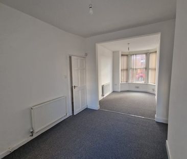 3 Bed Terraced House, Tudor Avenue, CH44 - Photo 1