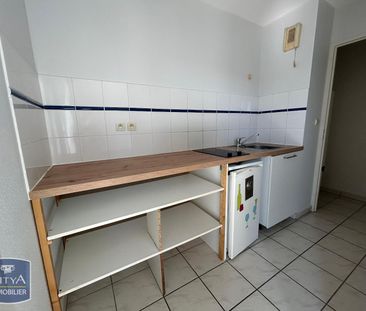 Location Appartement 2 pièces 54m² MARMANDE 47200 - Photo 3